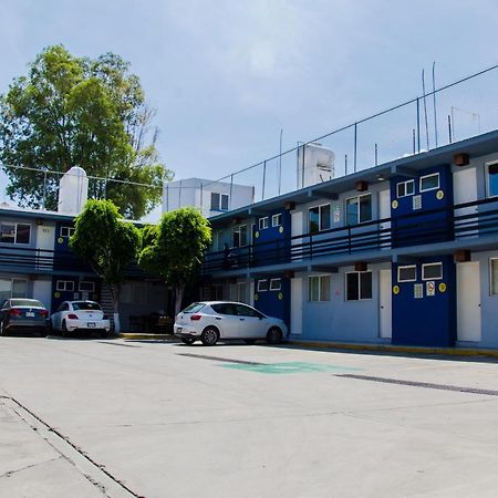 Hotel Tecnologico Querétaro Екстериор снимка