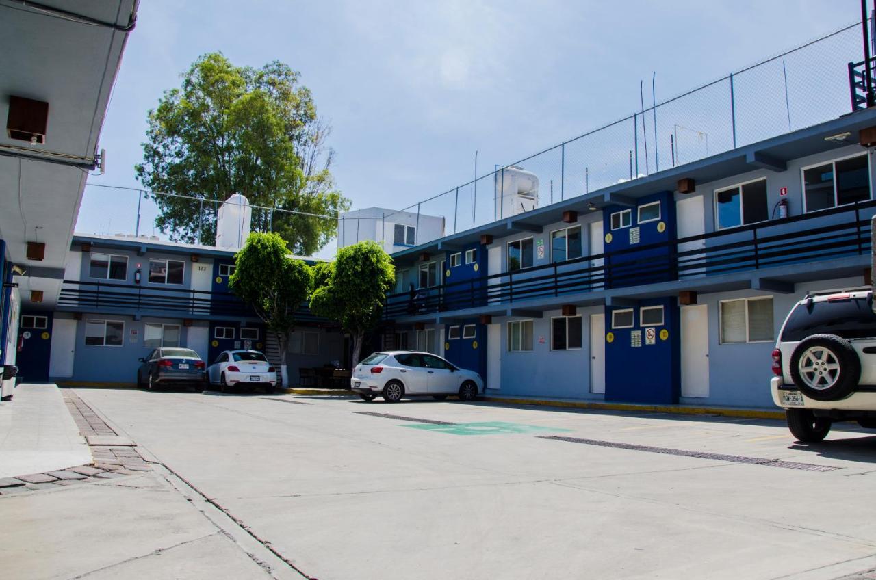 Hotel Tecnologico Querétaro Екстериор снимка