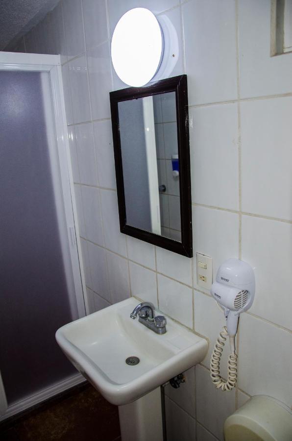 Hotel Tecnologico Querétaro Екстериор снимка