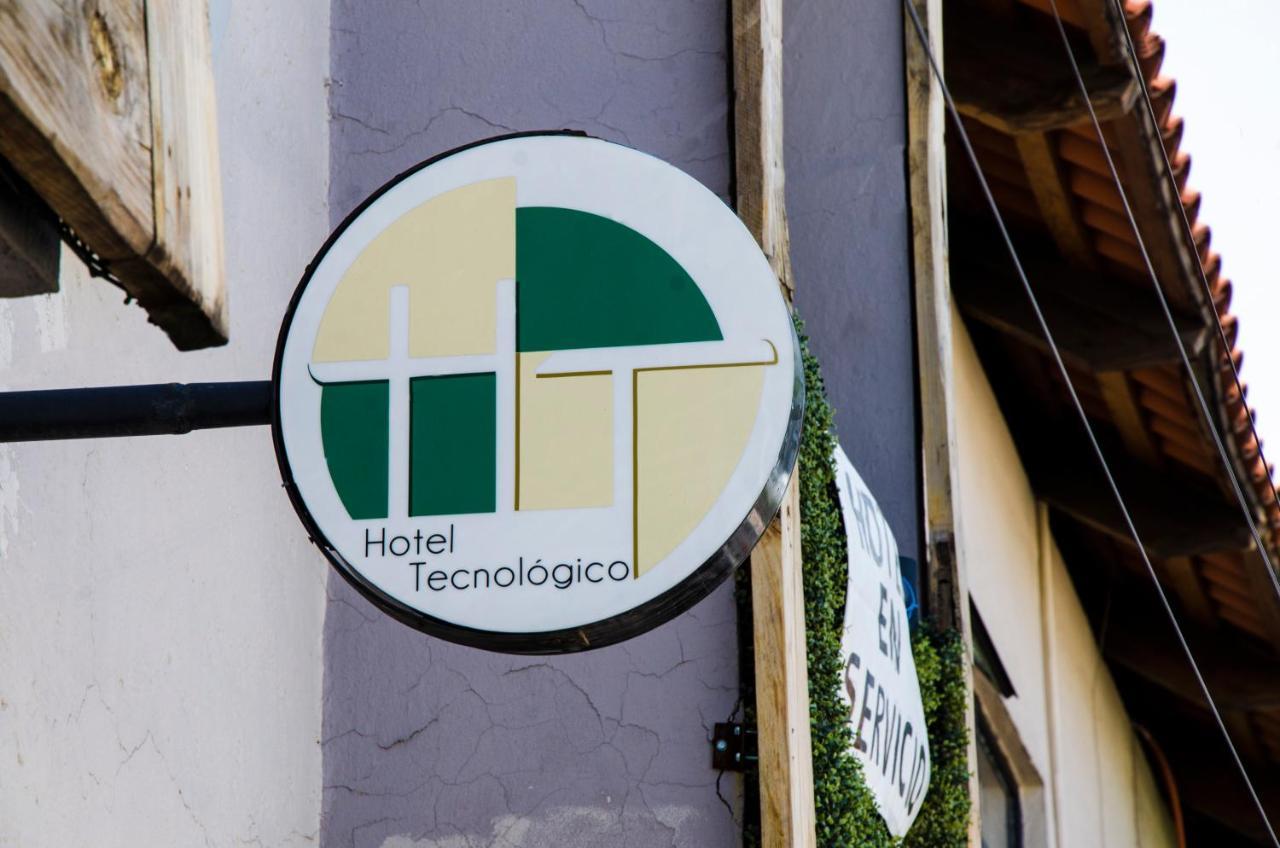 Hotel Tecnologico Querétaro Екстериор снимка