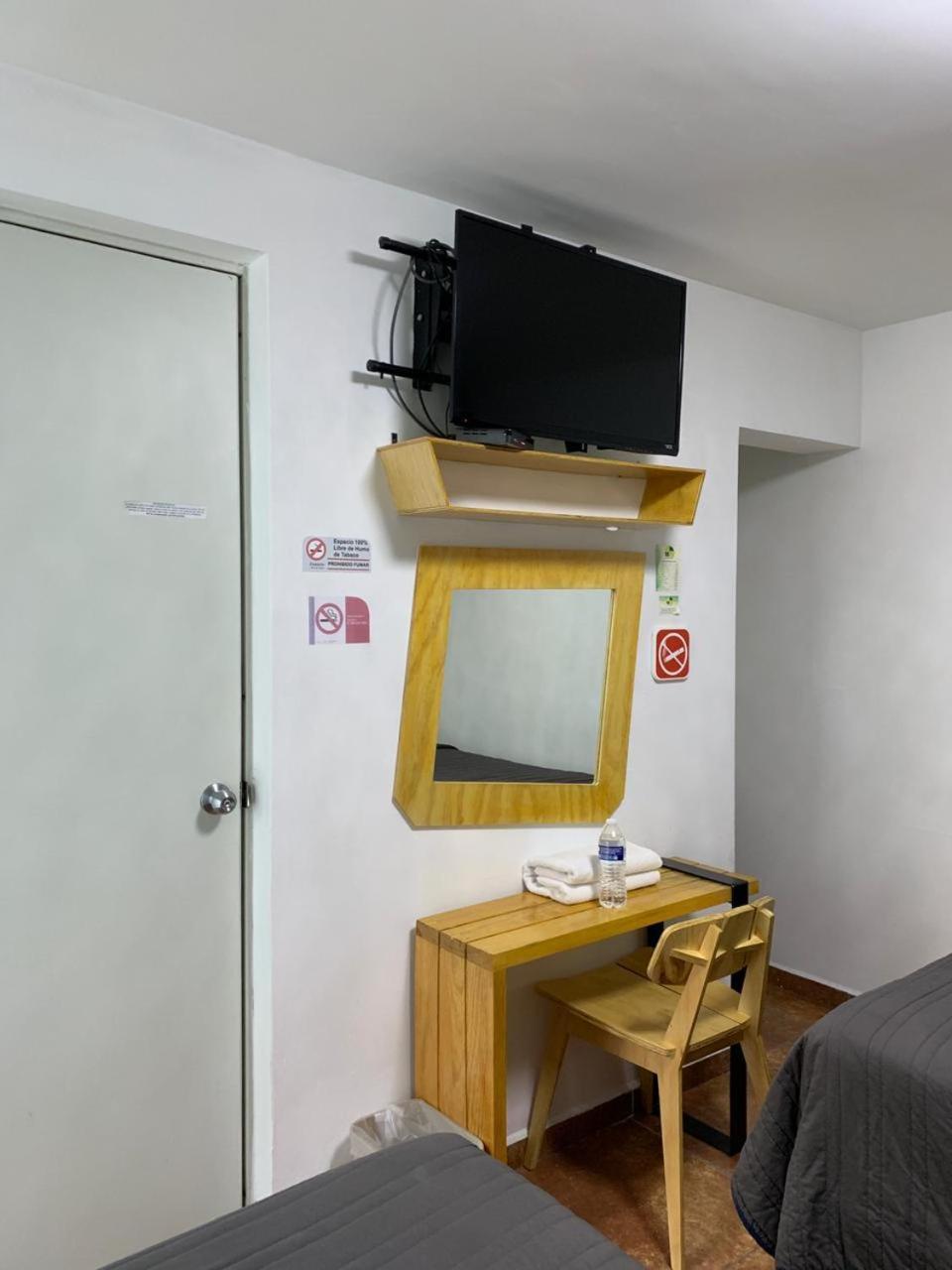 Hotel Tecnologico Querétaro Екстериор снимка